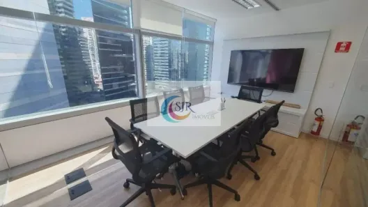 Sala Comercial para alugar, 701m² no Vila São Francisco (Zona Sul), São Paulo