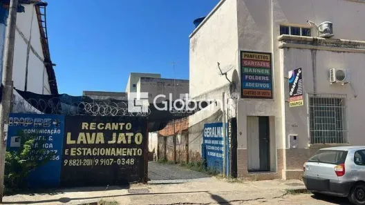 Lote/Terreno à venda, 12m² no Centro, Montes Claros