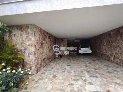 Casa com 3 Quartos à venda, 262m² no Anhangabaú, Jundiaí
