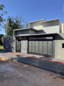 Casa com 3 Quartos à venda, 81m² no Flor de Maio, Dourados