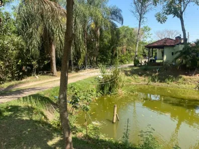 Fazenda/Sítio com 3 Quartos à venda, 600m² no Jardim Itapuã, Piracicaba