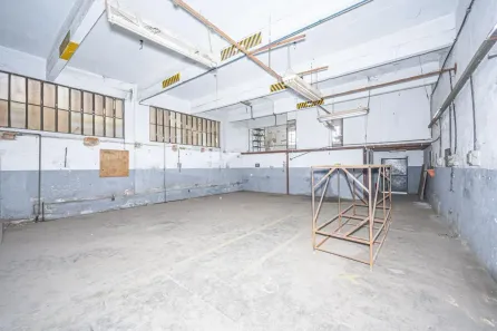 Galpão/Depósito/Armazém para alugar, 800m² no Jacarezinho, Rio de Janeiro