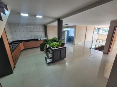 Casa com 6 Quartos à venda, 90m² no Parque 10 de Novembro, Manaus