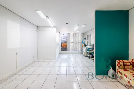 Sala Comercial à venda, 34m² no Mont Serrat, Porto Alegre
