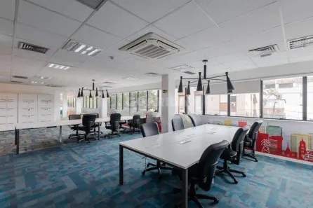 Prédio Comercial para alugar, 680m² no Petrópolis, Porto Alegre