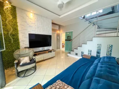 Casa com 4 Quartos à venda, 200m² no Flores, Manaus