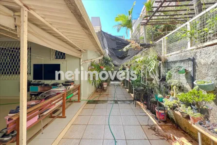 Casa com 5 Quartos à venda, 450m² no Buritis, Belo Horizonte