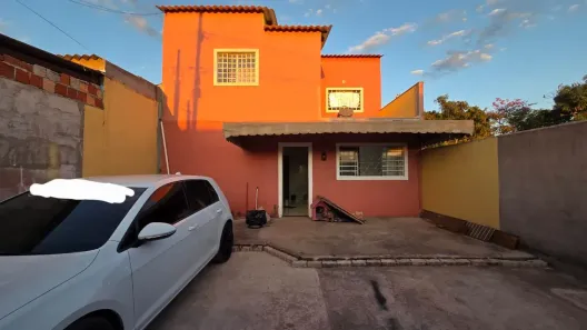 Sobrado com 4 Quartos à venda, 126m² no Paranoá, Brasília
