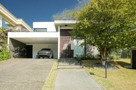 Casa de Condomínio com 3 Quartos à venda, 330m² no Centro Comercial Jubran, Barueri