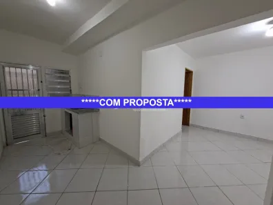Casa com 1 Quarto para alugar, 32m² no Parque Santo Antônio, São Paulo