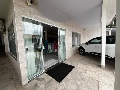 Casa com 2 Quartos à venda, 250m² no Rio Caveiras, Biguaçu