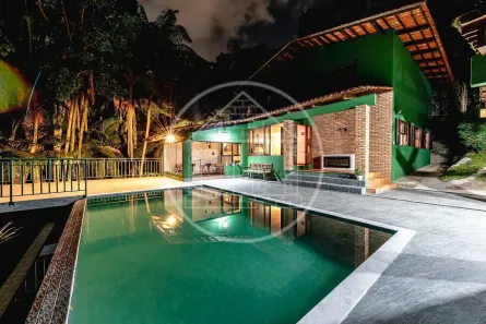 Sobrado com 4 Quartos à venda, 350m² no Guarapiranga, São Paulo