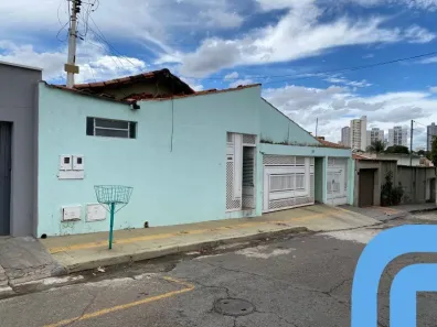 Imóvel Comercial com 4 Quartos à venda, 310m² no Setor dos Funcionários, Goiânia