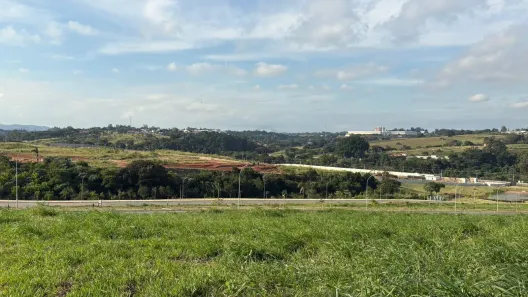 Lote/Terreno à venda, 250m² no Distrito Industrial, Jundiaí