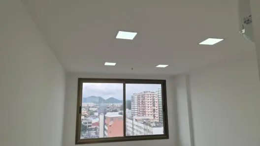 Sala Comercial à venda, 27m² no Madureira, Rio de Janeiro