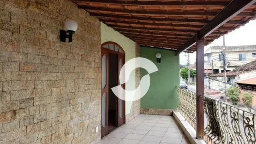 Casa com 3 Quartos à venda, 270m² no Centro, São Gonçalo