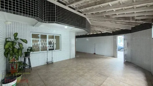 Sobrado com 3 Quartos para alugar, 140m² no Canto do Forte, Praia Grande