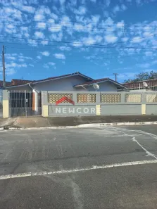 Casa com 2 Quartos à venda, 76m² no Flórida, Praia Grande