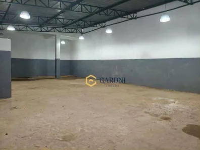 Galpão/Depósito/Armazém para alugar, 900m² no Vila Mangalot, São Paulo