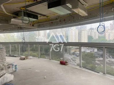 Apartamento com 4 Quartos à venda, 244m² no Vila Suzana, São Paulo