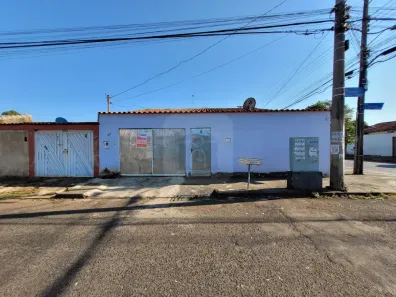 Casa com 3 Quartos para alugar, 65m² no Jardim das Palmeiras, Uberlândia