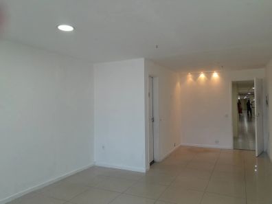 Sala Comercial para venda ou aluguel, 30m² no Madureira, Rio de Janeiro