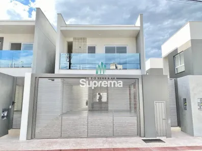 Casa com 3 Quartos à venda, 154m² no São João, Itajaí