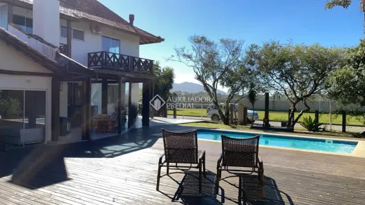 Casa de Condomínio com 5 Quartos à venda, 924m² no Rio Tavares, Florianópolis