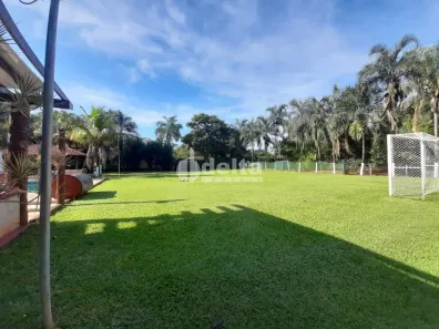 Fazenda/Sítio com 6 Quartos à venda, 500m² no Chácaras Eldorado, Uberlândia