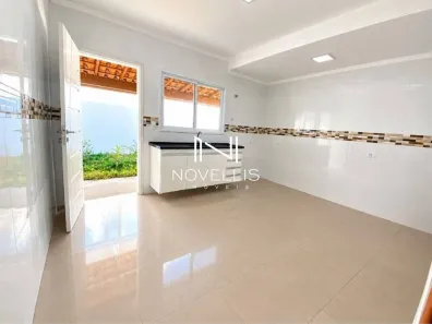 Casa com 2 Quartos para alugar, 90m² no São João, Jacareí