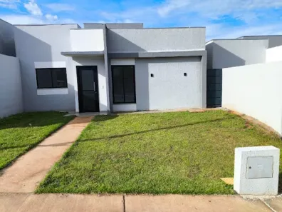 Casa de Condomínio com 2 Quartos à venda, 250m² no Residencial Flamboyant, Anápolis