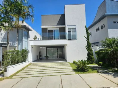 Sobrado com 3 Quartos à venda, 220m² no Fazenda Rodeio, Mogi das Cruzes