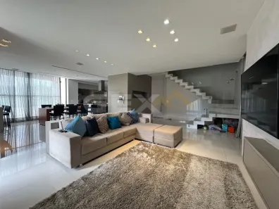 Cobertura com 4 Quartos à venda, 230m² no Centro, Divinópolis
