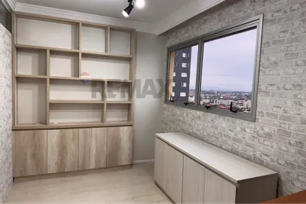 Sala Comercial à venda, 35m² no Rebouças, Curitiba