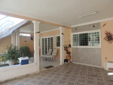 Casa de Condomínio com 5 Quartos à venda, 300m² no Flores, Manaus