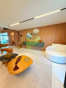 Casa com 4 Quartos à venda, 271m² no Glória, Macaé
