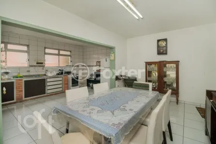 Casa com 5 Quartos à venda, 195m² no Teresópolis, Porto Alegre