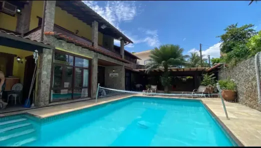 Casa com 4 Quartos para alugar, 345m² no Camboinhas, Niterói