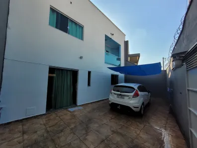 Casa com 3 Quartos à venda, 220m² no Colonial, Contagem