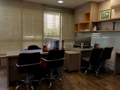 Sala Comercial à venda, 135m² no Moinhos de Vento, Porto Alegre