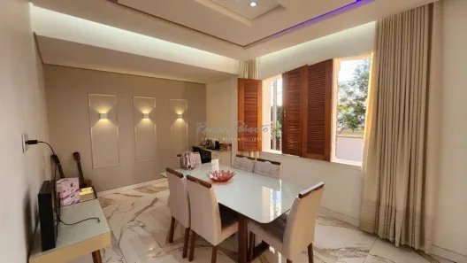 Casa com 3 Quartos à venda, 220m² no Santa Tereza, Belo Horizonte