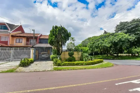 Sobrado com 3 Quartos à venda, 113m² no Hauer, Curitiba