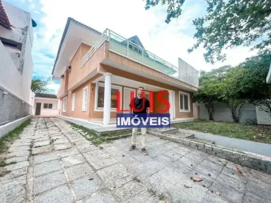 Casa com 4 Quartos à venda, 357m² no Itacoatiara, Niterói