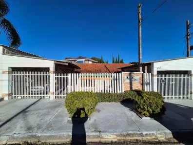 Casa com 4 Quartos à venda, 185m² no Santa Felicidade, Curitiba