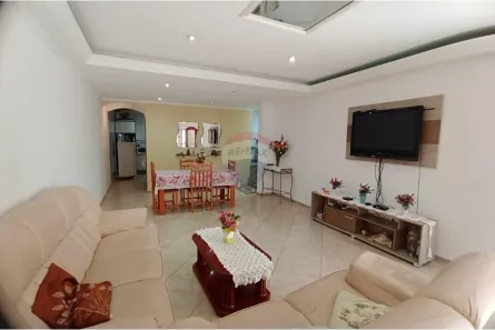 Casa com 3 Quartos para alugar, 250m² no Vila Galvão, Guarulhos