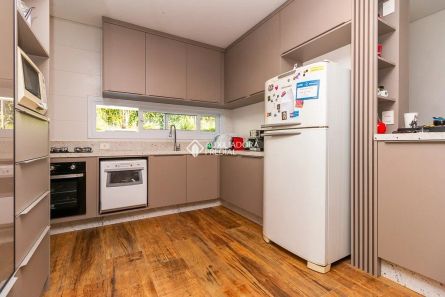 Casa de Condomínio com 3 Quartos à venda, 440m² no Pedra Redonda, Porto Alegre