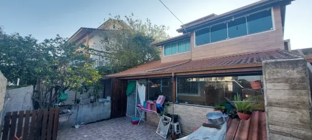 Casa com 3 Quartos à venda, 361m² no Serraria, São José