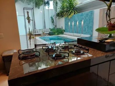 Casa de Condomínio com 3 Quartos à venda, 350m² no Nova Uberlândia, Uberlândia