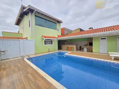 Sobrado com 4 Quartos à venda, 200m² no Jardim Tres Marias, Peruíbe