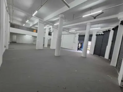 Ponto Comercial para alugar, 171m² no Vila Isabel, Rio de Janeiro